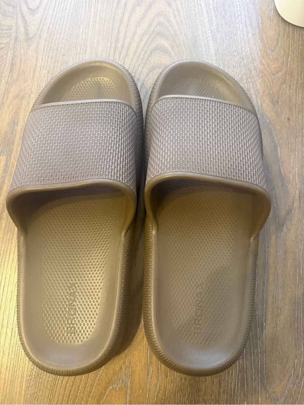 Amazon Men's Brown Slide Sandals